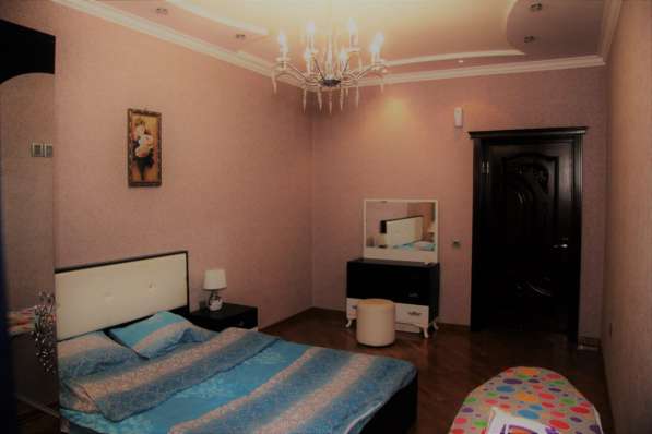 Суточно 3 комнатная В центре города Баку в фото 11