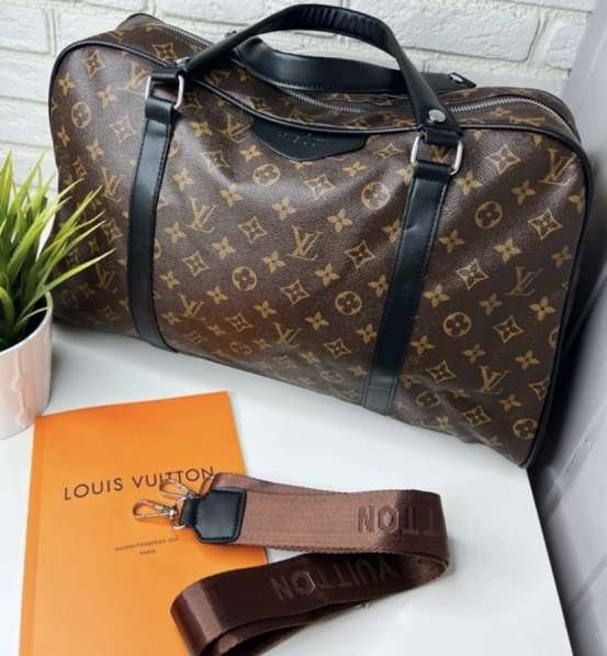 Дорожная сумка Luis Vuitton