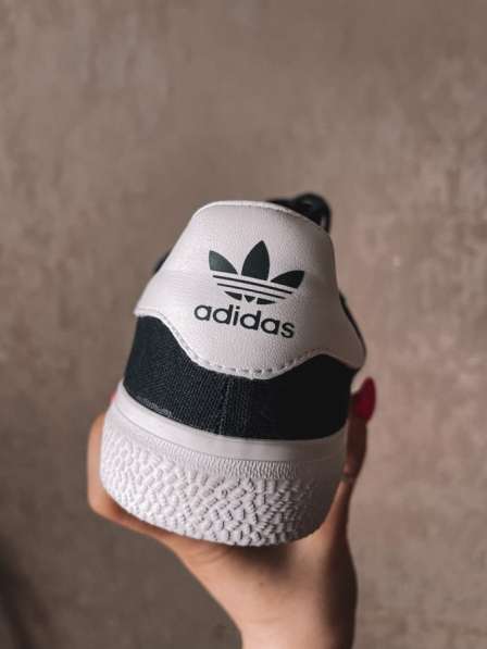 Кроссовки Adidas мужские в Калтане фото 4