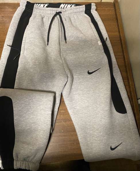 Тёплые зимние штаны Nike