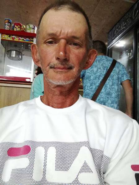 Михаил, 63 года, хочет пообщаться в Туапсе фото 5
