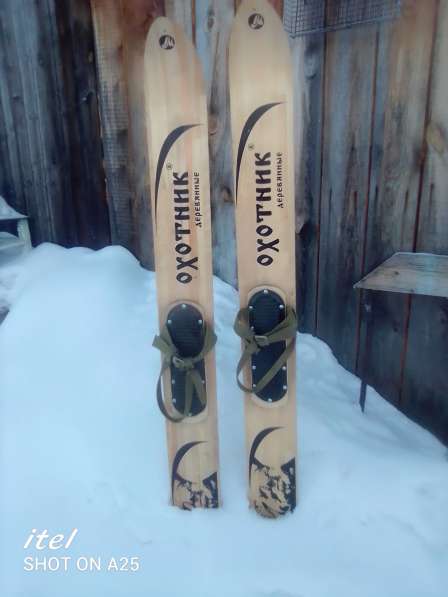 Продам лыжи новые в Мариинске