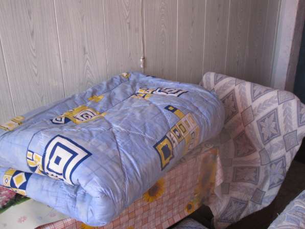 Продаю пуховое одеяло и подушки