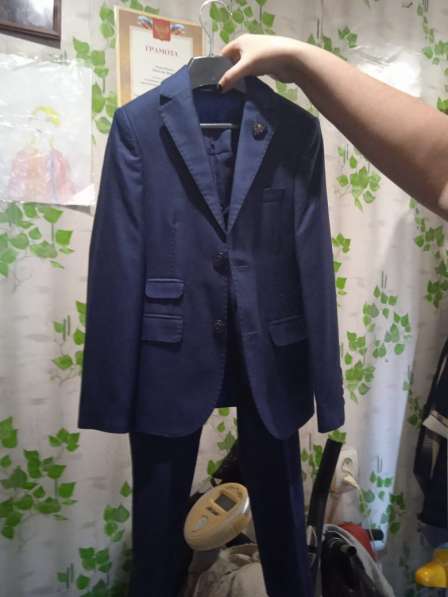 Продам костюм для мальчика 5-6 лет, за 800 рублей, возможно в Волгограде