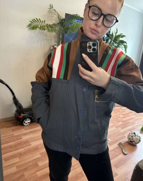 Бомбер джинсовый