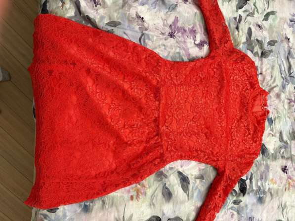 Платеье красное, женское