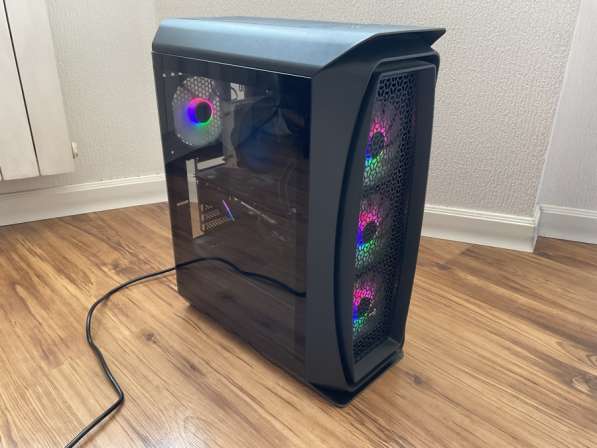 Мощный игровой комьютер полный комплект в Хабаровске