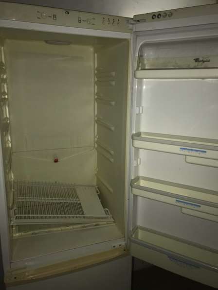 Холодильник Whirlpool в Калуге фото 4