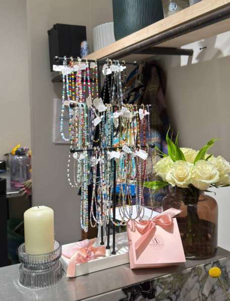 Украшения доя салонов красоты