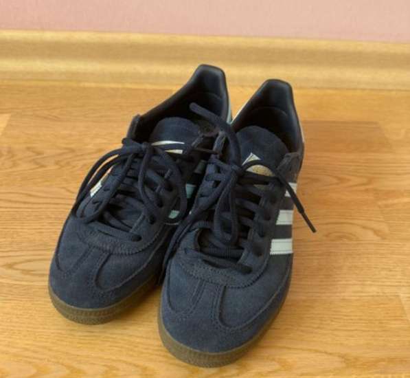 Кроссовки adidas spezial