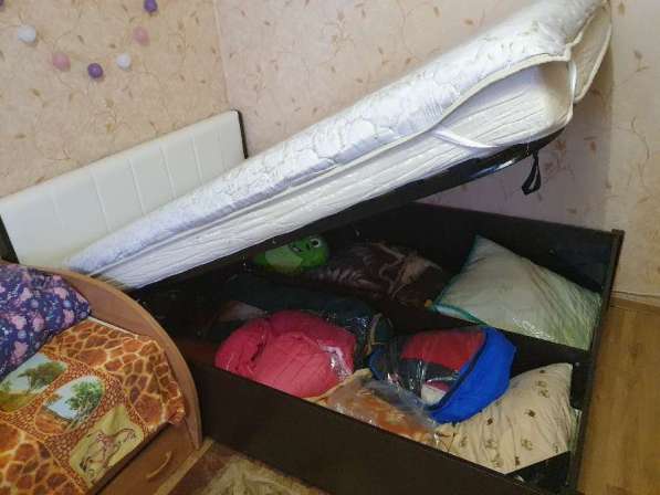 Кровать с подъемным механизмом без матраса 140×200 в Нахабино