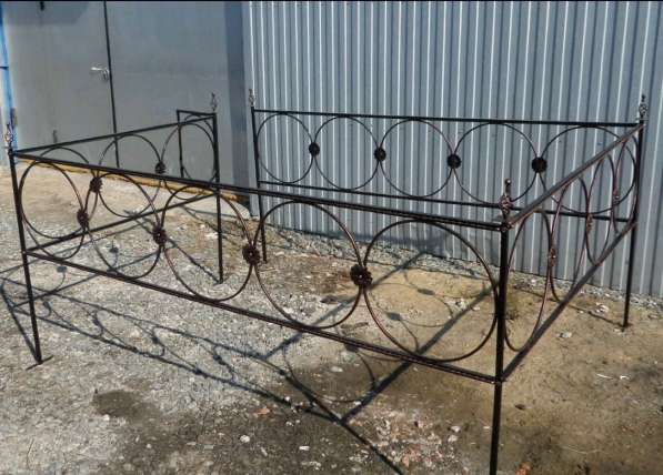 Оградки, мангалы, ворота. Изделия из металла в Кургане фото 8
