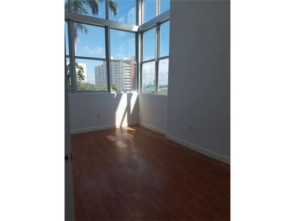 Современная квартира в Майами в фото 13