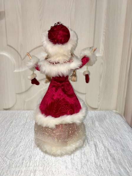 Новогодние игрушки в Москве