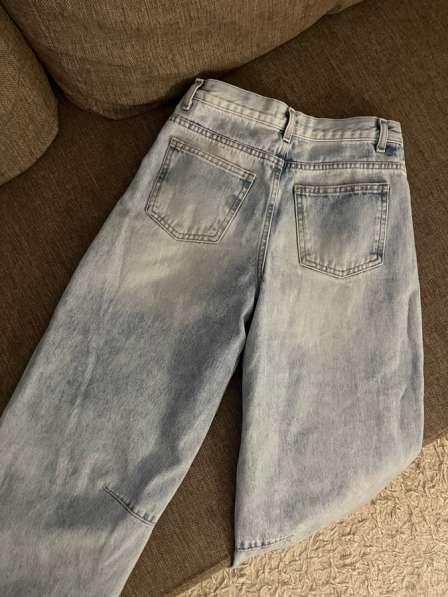 Джинсы багги