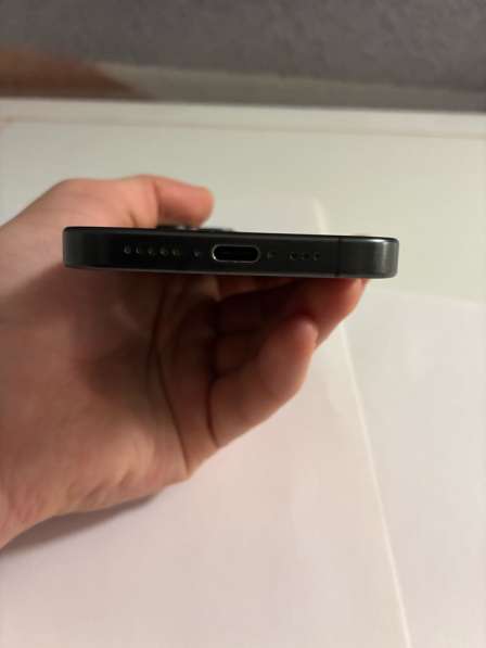 IPhone 15 pro, 256gb, черный цвет в Москве