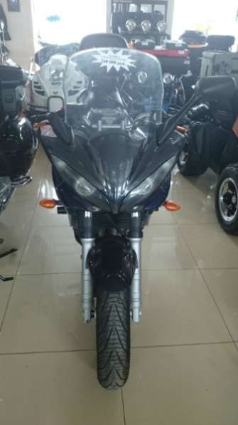 мотоцикл Yamaha FZ-6 Fazer