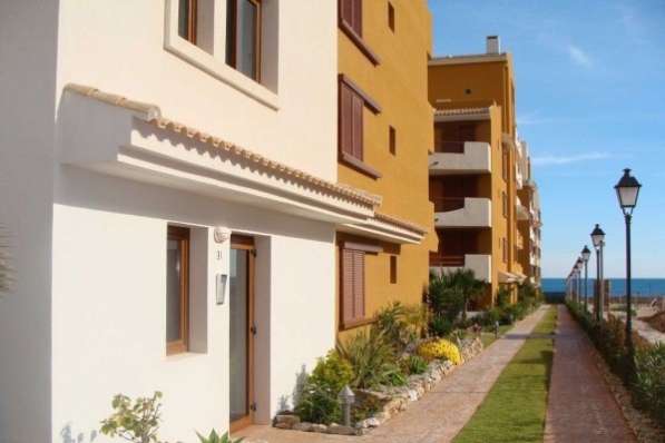 Недвижимость в Испании, Новая квартира в Торревьеха в фото 3