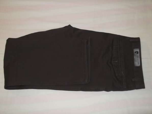 Продам джинсы утепленные коричневые р-р 52, новые в Новосибирске фото 5