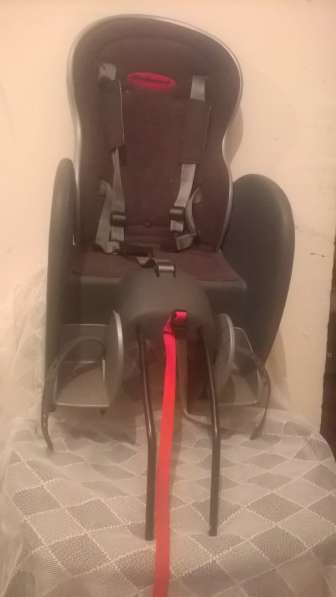 Продается велосипедное кресло для ребенка в Москве
