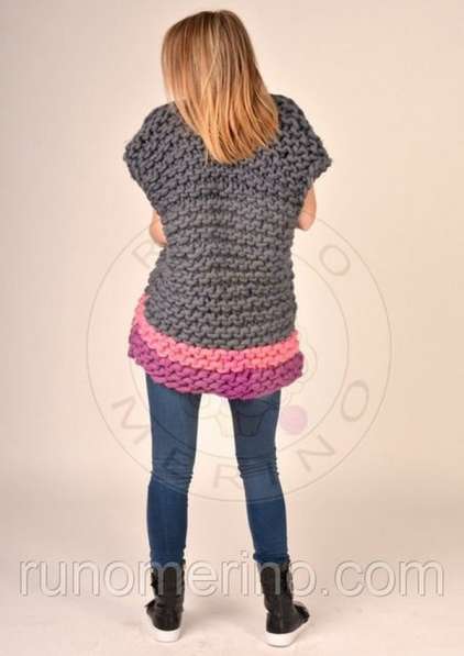 Жилетка из толстой пряжи в фото 7