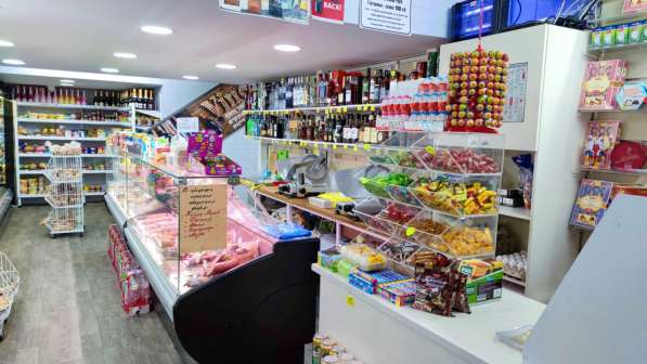 В Бат Яме продаётся работающий деликатесный магазин в фото 9