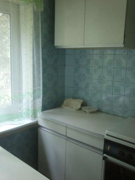 Сдам двухкомнатную квартиру в Калининском р-не.4500 руб в фото 4