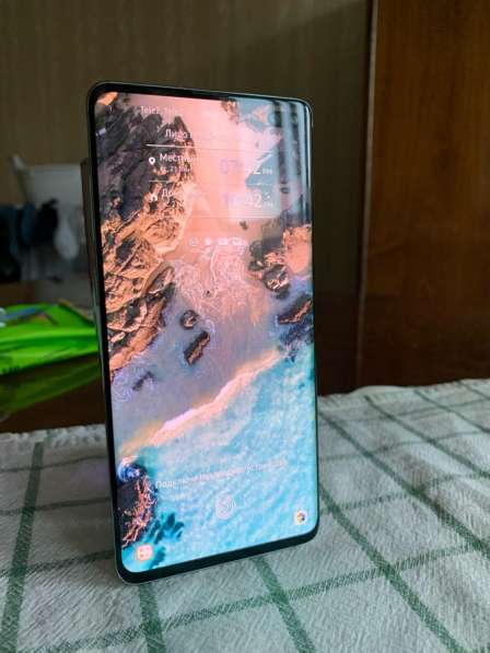 Продаю Samsung galaxy s 10 + (б/у)