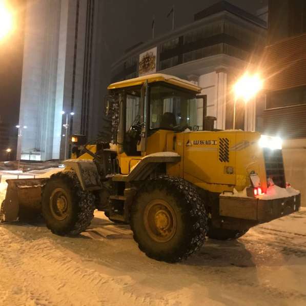 Уборка и вывоз снега. Аренда спецтехники в Екатеринбурге фото 6