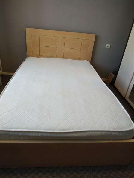 Кровать с матрасом в фото 4