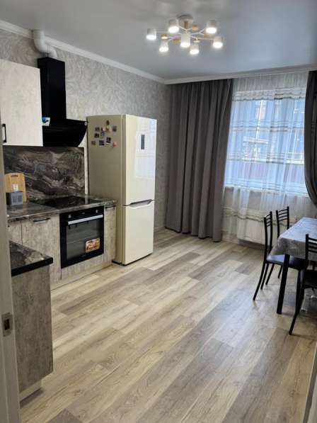 Сдаю двух комнатную квартиру