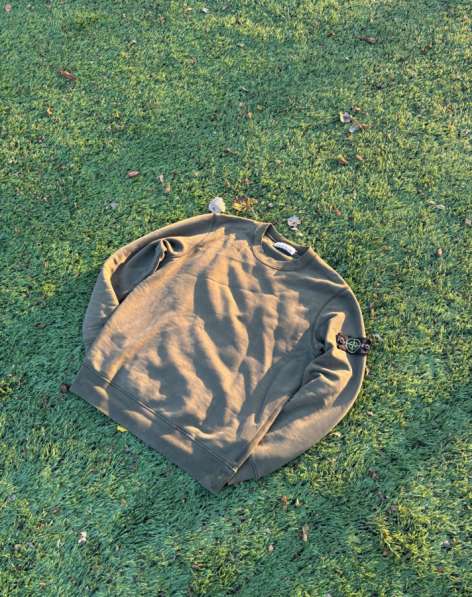 Светр stone island