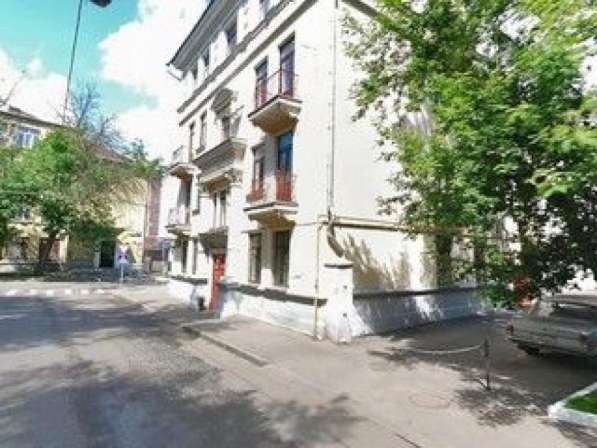 Продам трехкомнатную квартиру в Москва.Жилая площадь 83 кв.м.Этаж 1.Дом кирпичный.