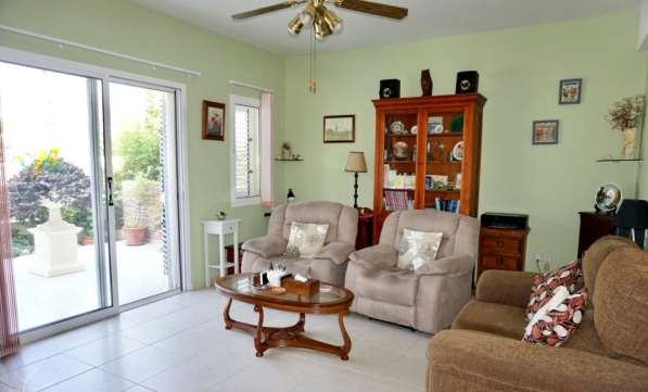 Новые виллы для ПМЖ на Кипре в Москве фото 121