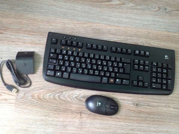 Беспроводная клавиатура, мышь и USB датчик