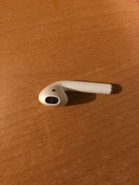 Наушник airpods 1-го поколения в Москве фото 4