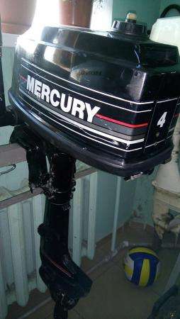 отличный лодочный мотор MERCURY 4, со встроенным баком,из Японии, нога S