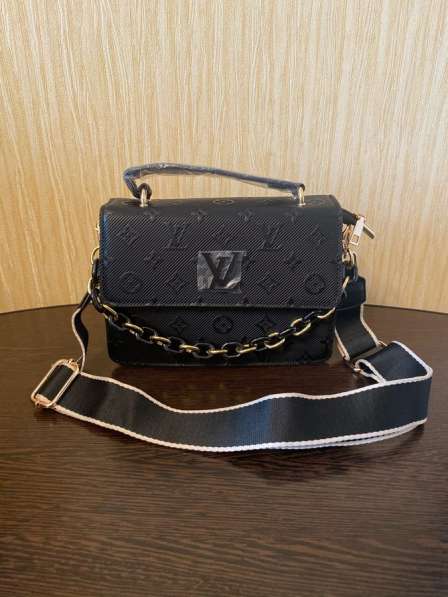 Сумка Louis Vuitton черная