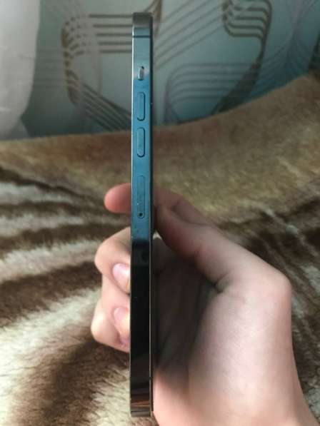 Продаю практично новий iPhone 13 Pro Max в фото 3