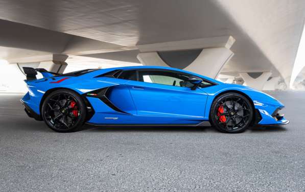 Аренда автомобиля Lamborghini в фото 10