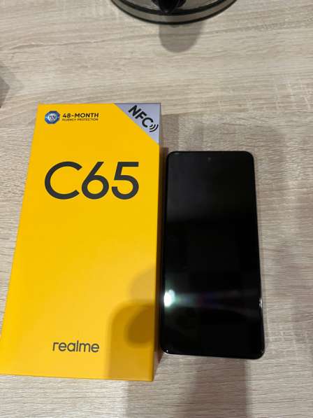 Телефон realme c 65 в Москве