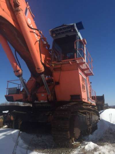 экскаватор Hitachi EX1800-2 в Хабаровске