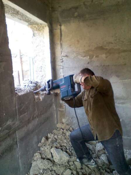 Демонтаж отбойным молотком в Новороссийске фото 3