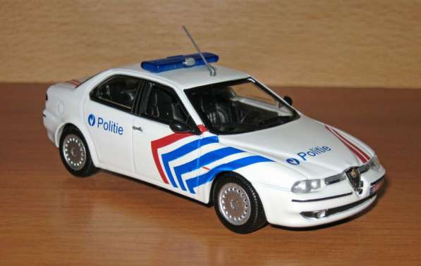 полицейские машины мира №49 ALFA ROMEO 156 полиция бельгии в Липецке фото 9
