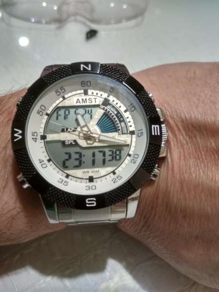 Мужские Часы AMST-3005 с металлическим браслетом в Омске