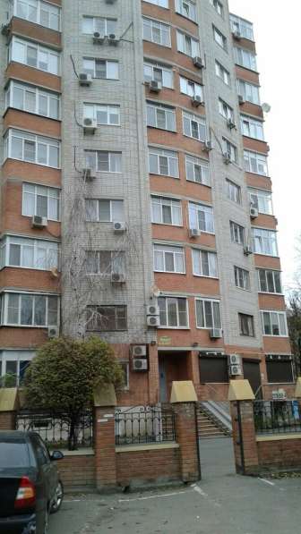 Продам четырехкомнатную квартиру в Ростов-на-Дону.Жилая площадь 122 кв.м.Этаж 2.Дом кирпичный. в Ростове-на-Дону фото 25