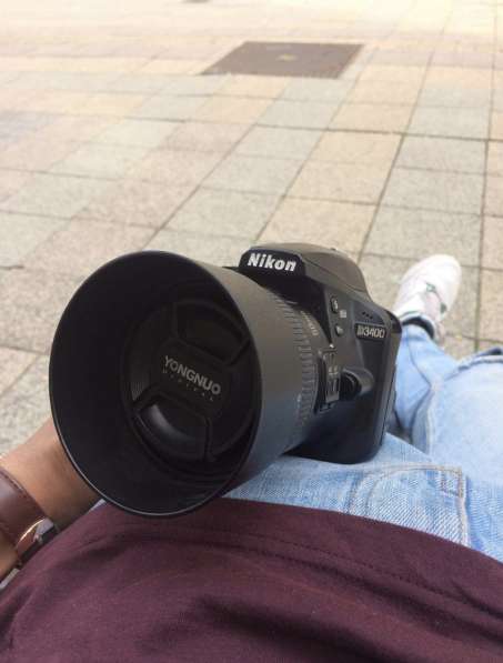 Фотоаппарат Nikon 23400 + линза 50 mm+ рукоятка
