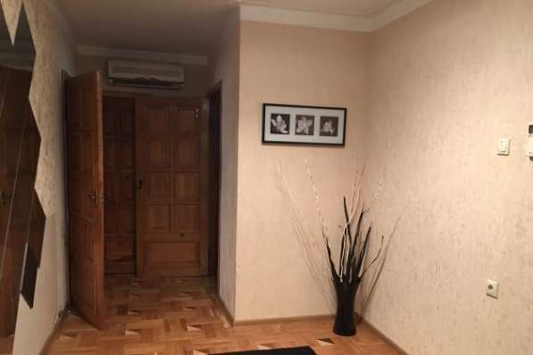 Продам многомнатную квартиру в Краснодар.Жилая площадь 110 кв.м.Этаж 2.Дом кирпичный. в Краснодаре