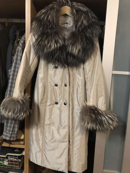 Продаётся зимнее пальто женское в Москве фото 4