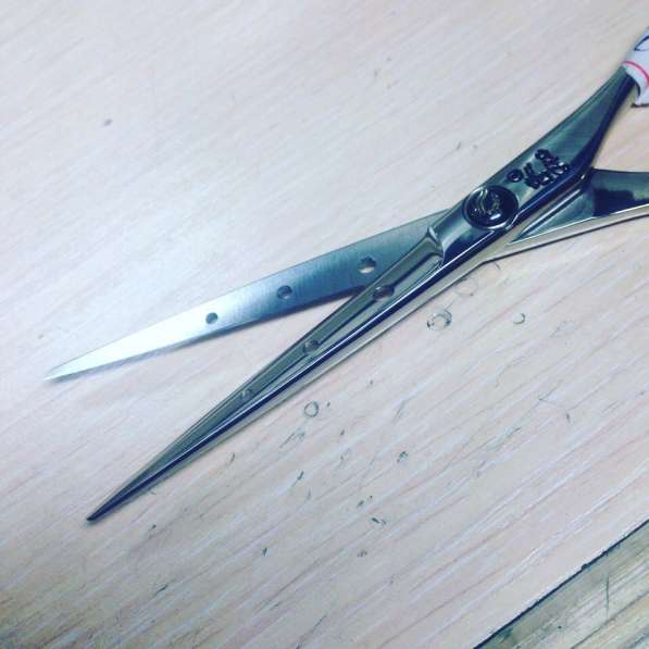 Заточка ножниц и ножей к машинкам для стрижки в Краснодаре